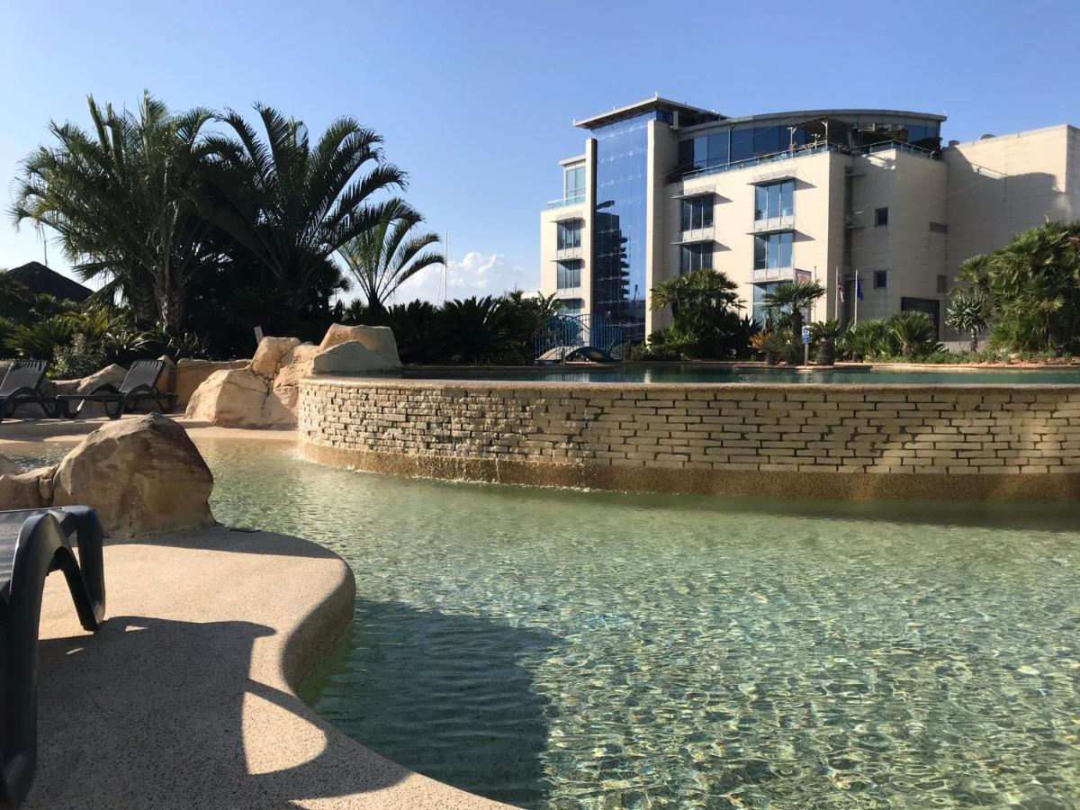 Swimming Pools Apartment In Ocean Village - 2 Bed 2 Bath Rock View Gibraltar Zewnętrze zdjęcie
